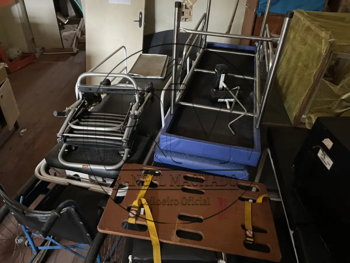 LOTE 005 - Sucata equipamento hospitalar
