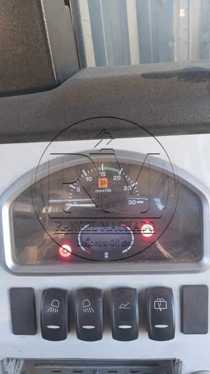 LOTE 004 - Retroescavadeira MR/JCB 3CX 2WS4WD, 2022/2022