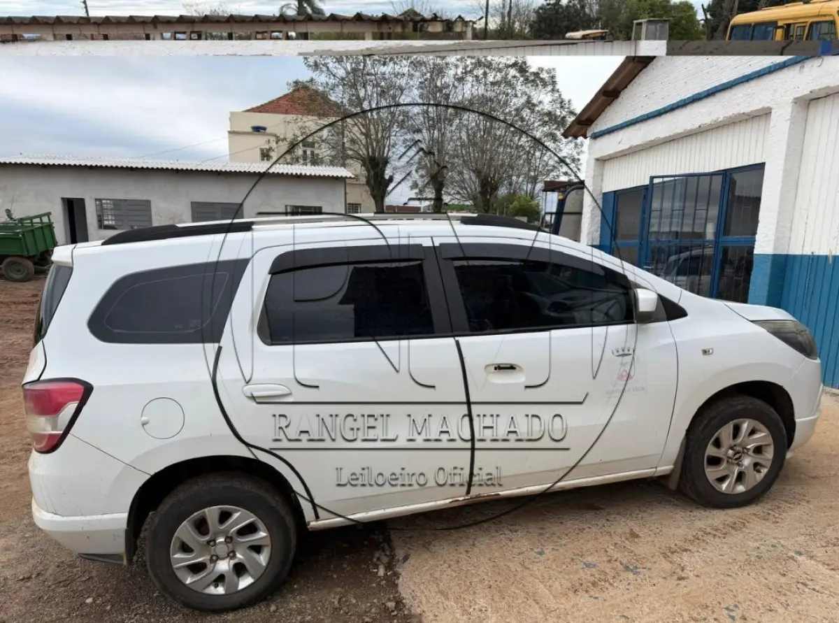 LOTE 018 - CHEV/SPIN 1.8L MT LTZ, manual, 2013/2014, FLEX.