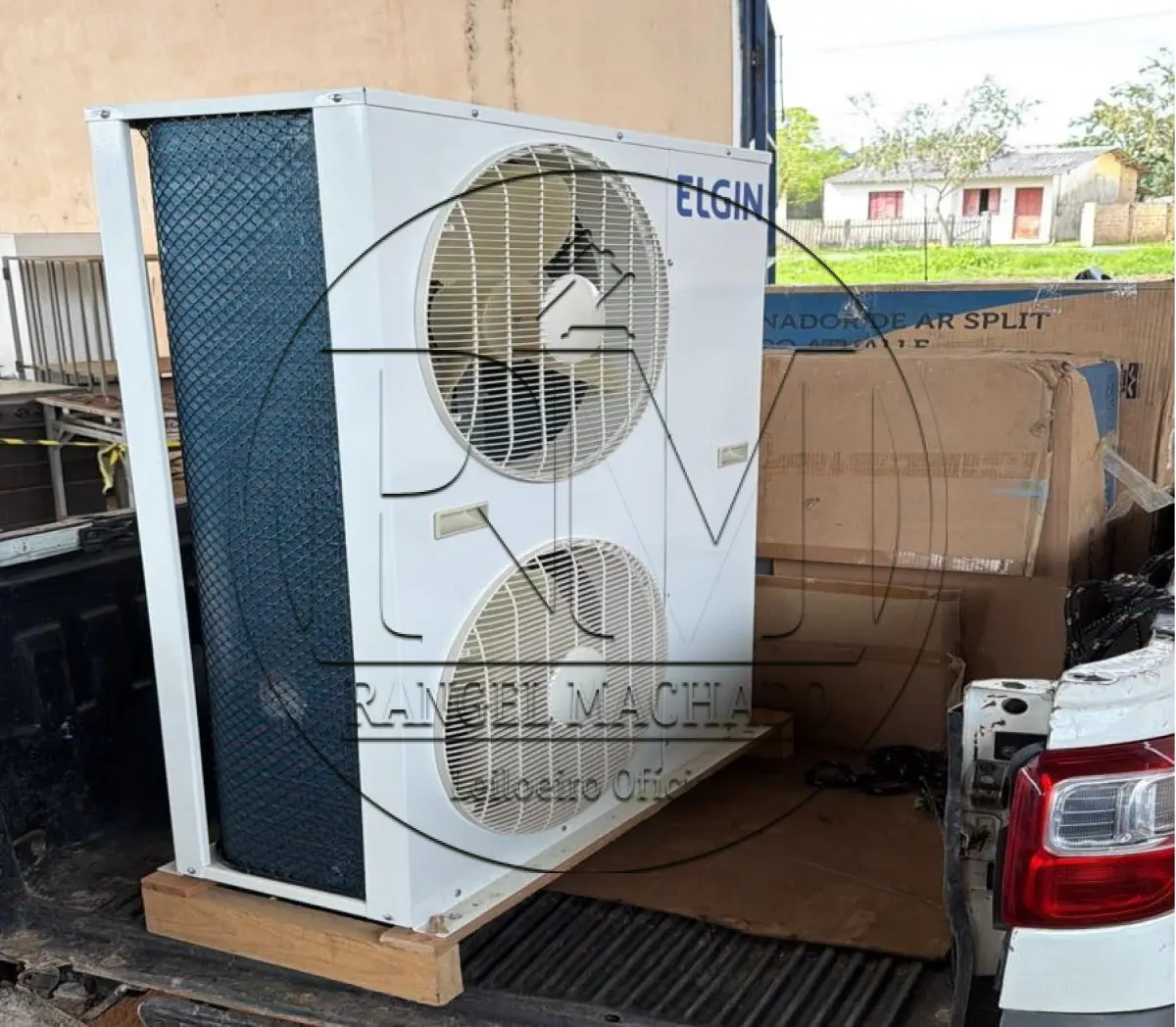 LOTE 020 - Condicionador de Ar Split 60.000 btus