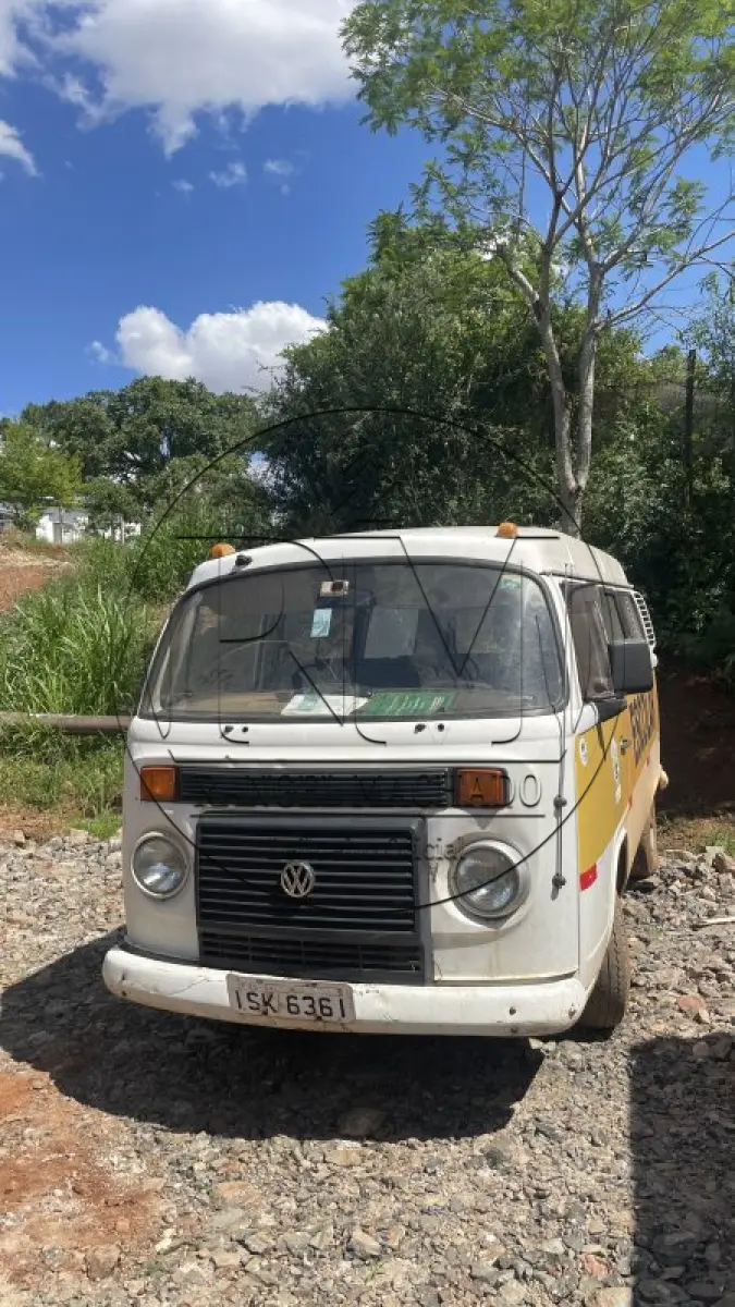 LOTE 008 - VW/KOMBI, ano/modelo: 2011/2012