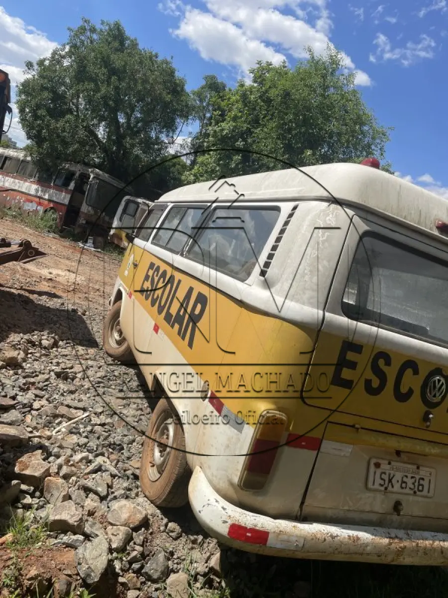 LOTE 008 - VW/KOMBI, ano/modelo: 2011/2012