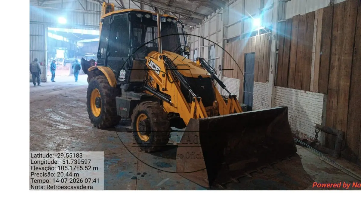 LOTE 004 - Retroescavadeira MR/JCB 3CX 2WS4WD, 2022/2022