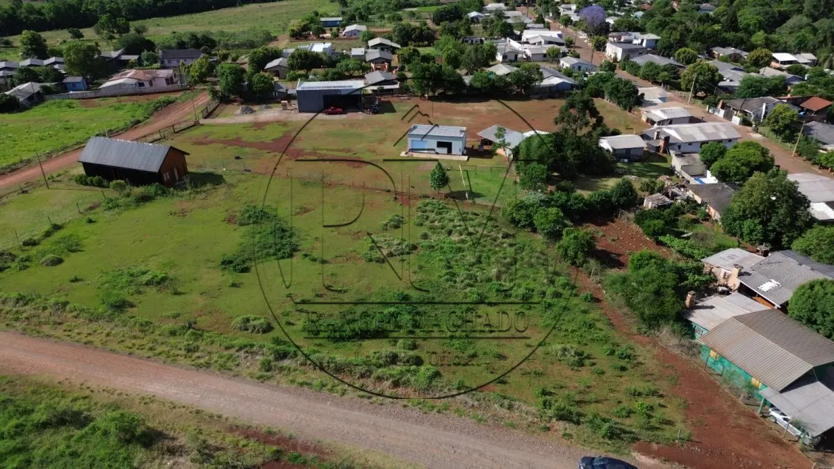 LOTE 001 - Lote urbano, com 1.016,22m², situado na Rua Domingos Vizzotto